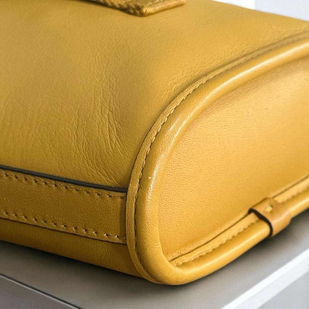 Coach Yellow Leather Crossbody Bag! - Picture 7 of 13